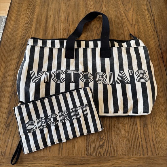 Victoria's Secret Handbags - Victoria's Secret Black and White Beach bag set!